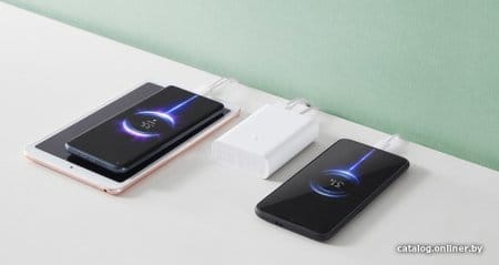 Внешний аккумулятор Xiaomi Pocket Pro PB1022ZM 10000mAh (белый, китайская версия) Внешний аккумулятор Xiaomi Pocket Pro PB1022ZM 10000mAh (белый, китайская версия)